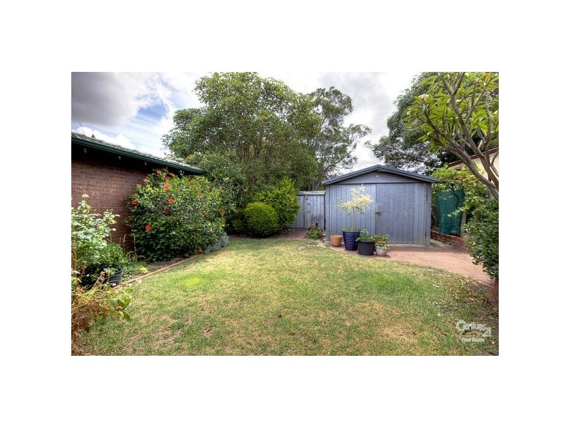 4 Jacobina Way, Forrestfield WA 6058