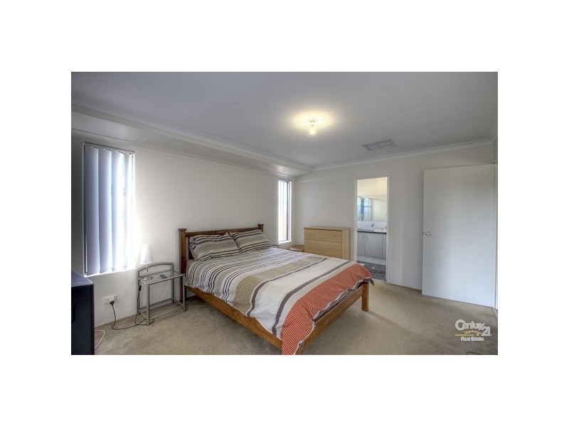 3 Plum Way, Forrestfield WA 6058