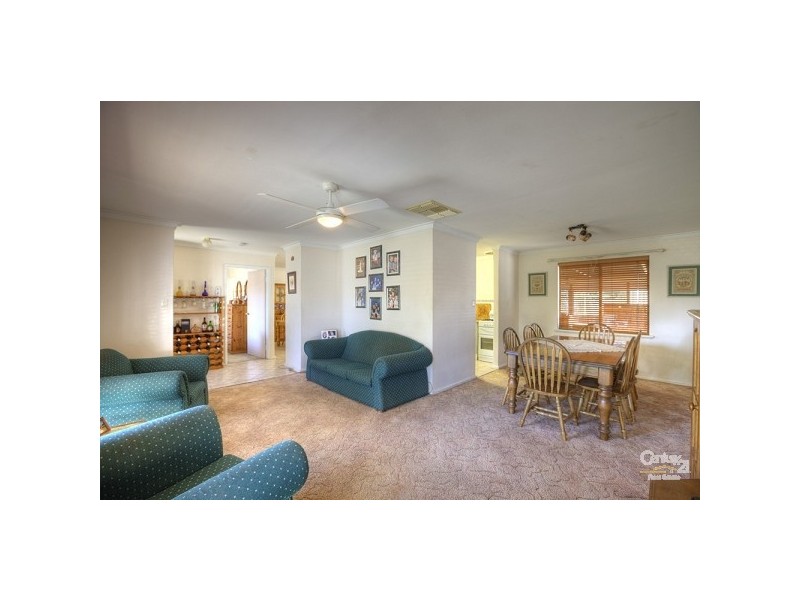 7 Calluna Way, Forrestfield WA 6058