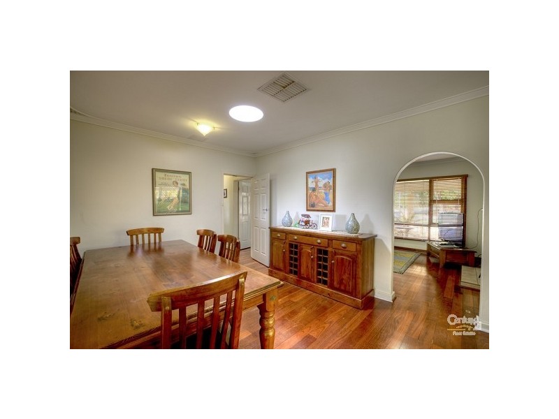 16 Kathleen Close, Maida Vale WA 6057