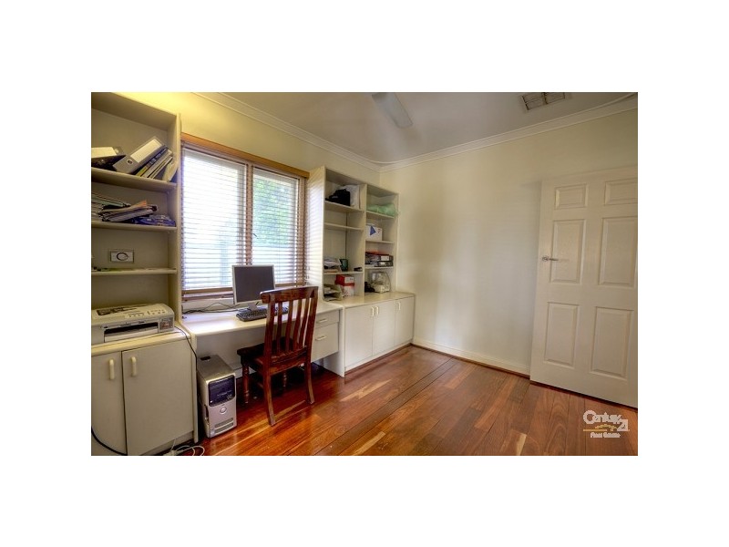 16 Kathleen Close, Maida Vale WA 6057