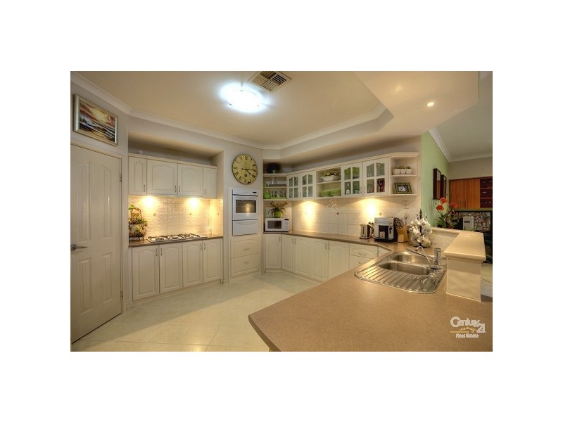 14 Regency Ramble, Wattle Grove WA 6107