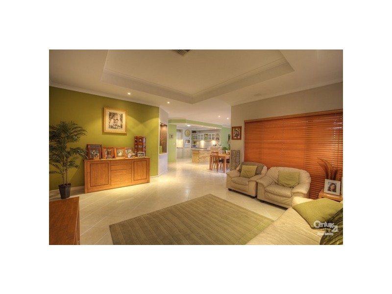 14 Regency Ramble, Wattle Grove WA 6107