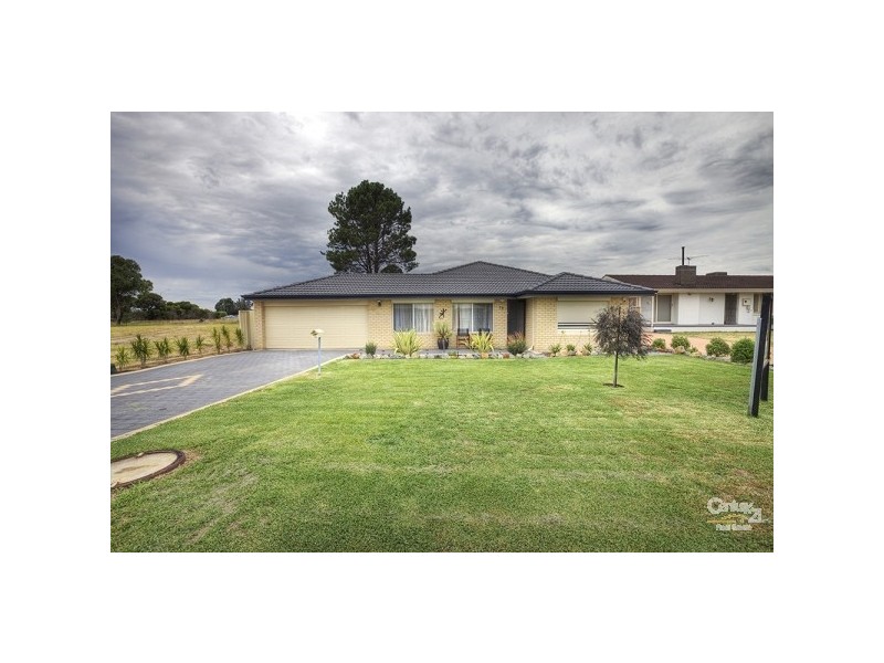 73 Hardey Road East, Wattle Grove WA 6107