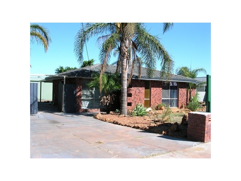 168 Berkshire Road, Forrestfield WA 6058