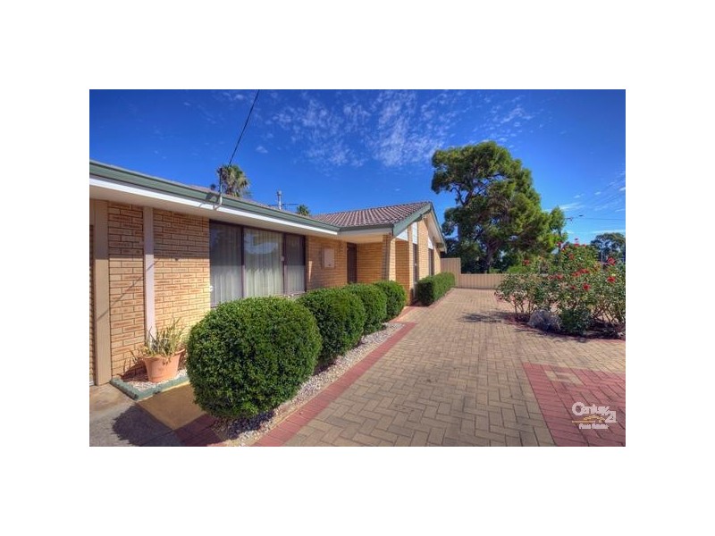 30 Fagin Way, Forrestfield WA 6058