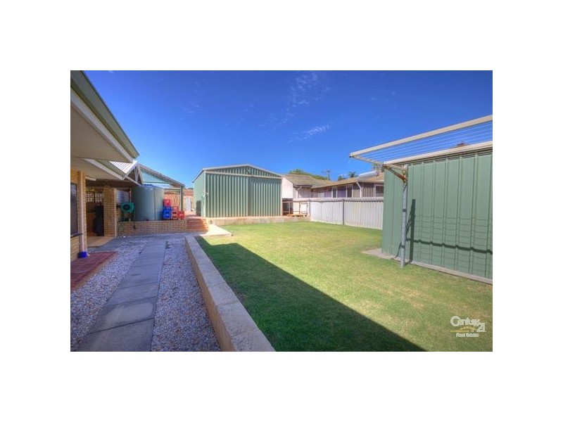 30 Fagin Way, Forrestfield WA 6058