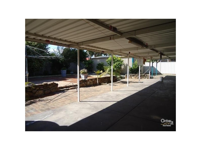 22 Hibiscus Drive Forrestfield, Forrestfield WA 6058