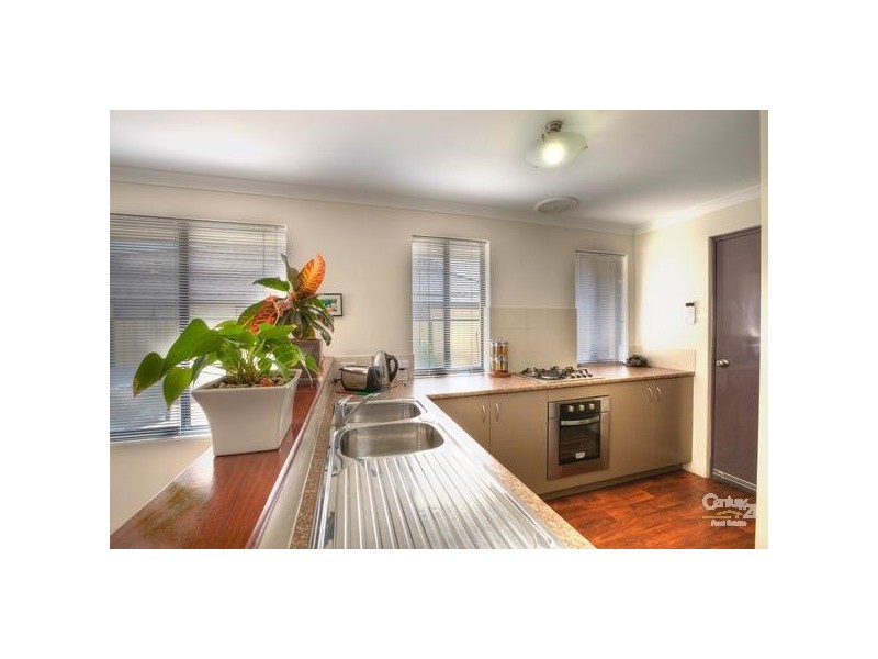 40 Brittain Road, Wattle Grove WA 6107