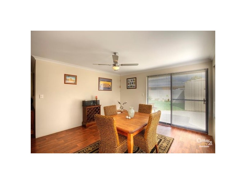 40 Brittain Road, Wattle Grove WA 6107