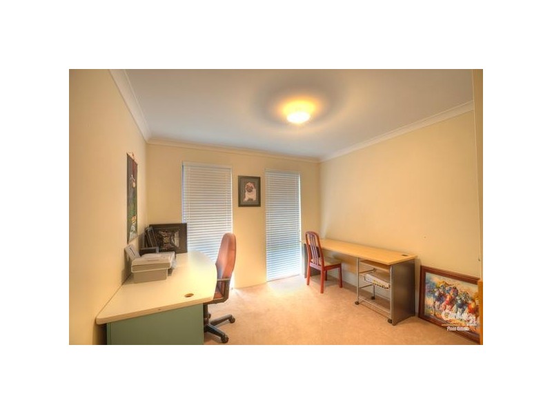 75 Sheffield Road, Wattle Grove WA 6107