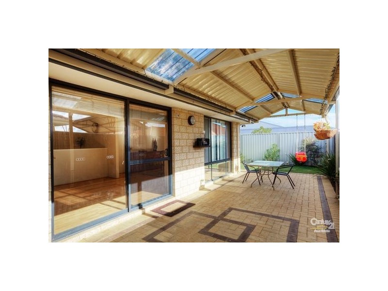 75 Sheffield Road, Wattle Grove WA 6107