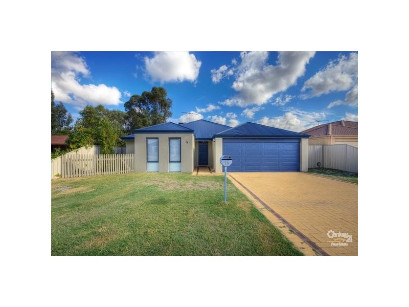 75 Sheffield Road, Wattle Grove WA 6107