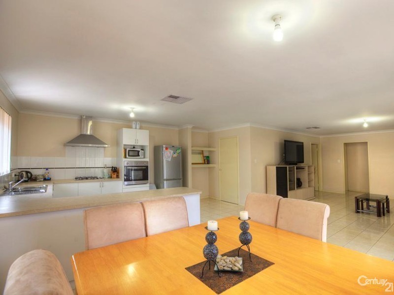 39 Mona Vale Loop, Ellenbrook WA 6069