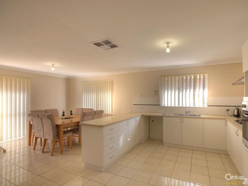 39 Mona Vale Loop, Ellenbrook WA 6069