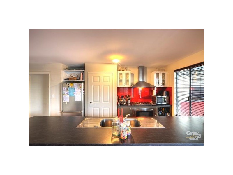 6 Elmore Way, High Wycombe WA 6057