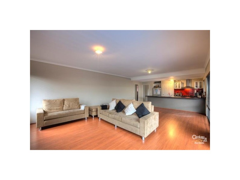 6 Elmore Way, High Wycombe WA 6057