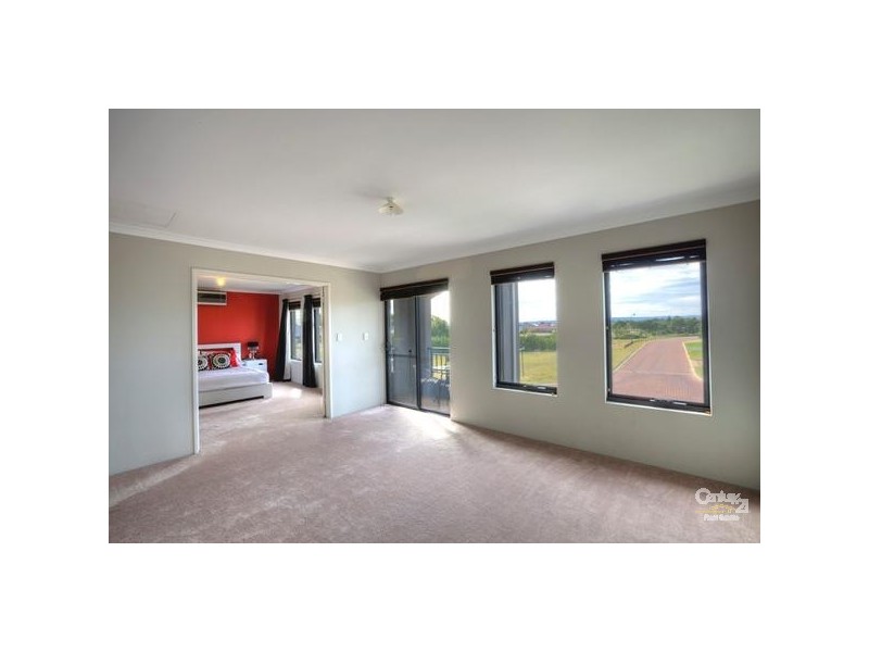 6 Elmore Way, High Wycombe WA 6057