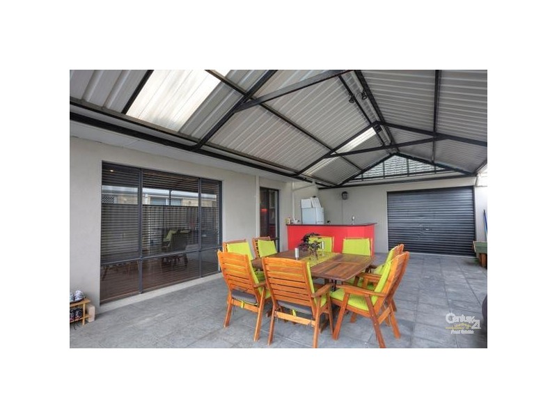 6 Elmore Way, High Wycombe WA 6057