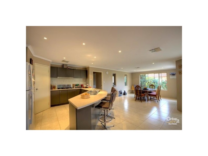 52 Fruit Tree Crescent, Forrestfield WA 6058