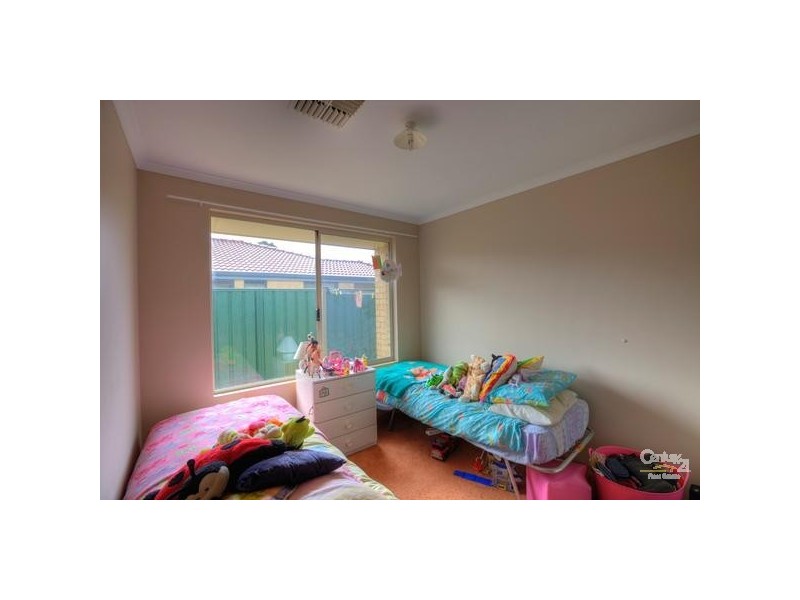 52 Fruit Tree Crescent, Forrestfield WA 6058