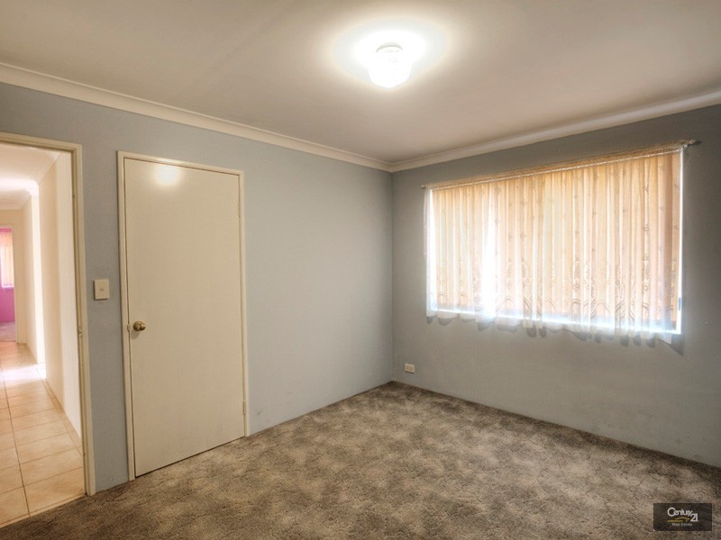 39 Plane Tree Green, Forrestfield WA 6058