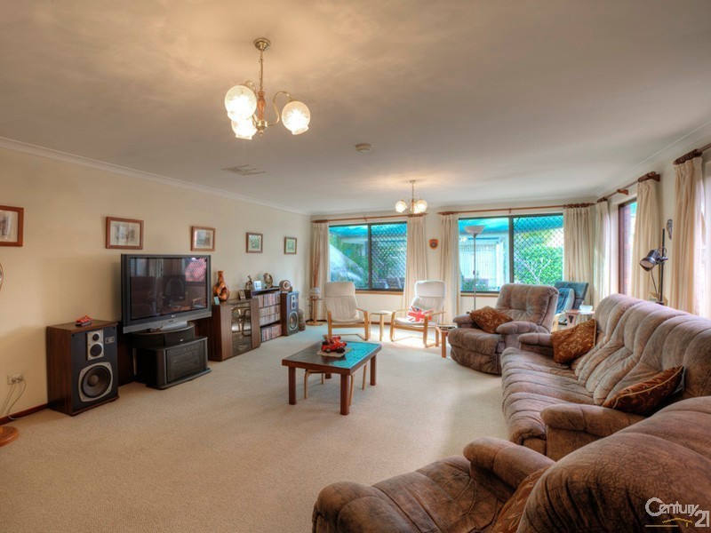 33 Eclipse Way, Beckenham WA 6107