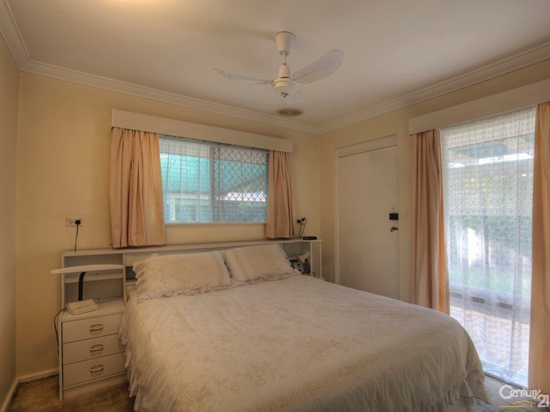33 Eclipse Way, Beckenham WA 6107