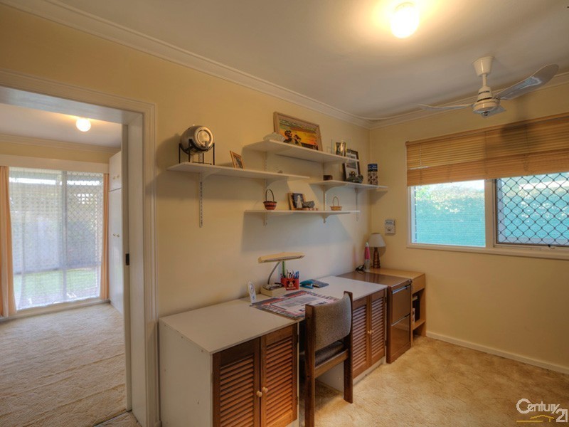 33 Eclipse Way, Beckenham WA 6107