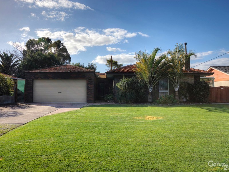 33 Eclipse Way, Beckenham WA 6107