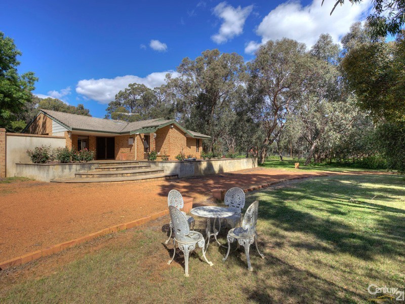 161 Brewer Road, Maida Vale WA 6057