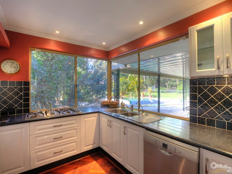 161 Brewer Road, Maida Vale WA 6057
