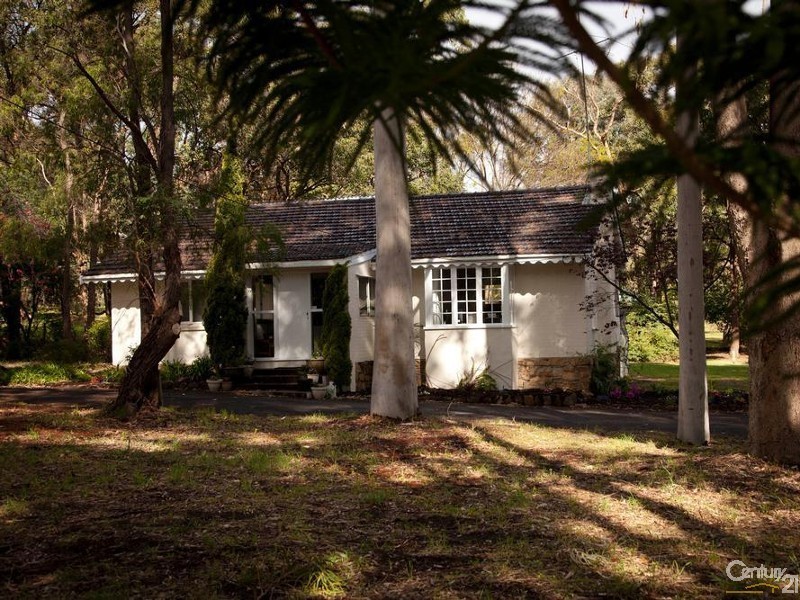 15 Kelvin Road, Wattle Grove WA 6107
