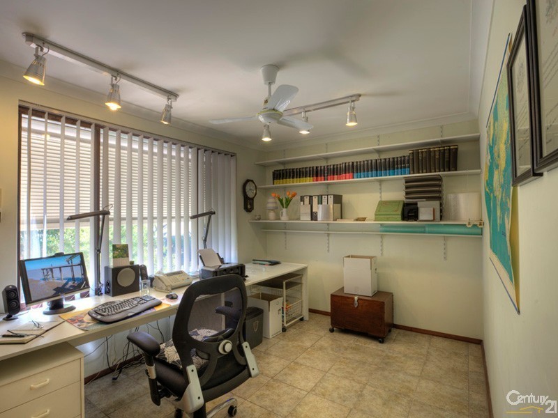 225 Dawson Avenue, Forrestfield WA 6058