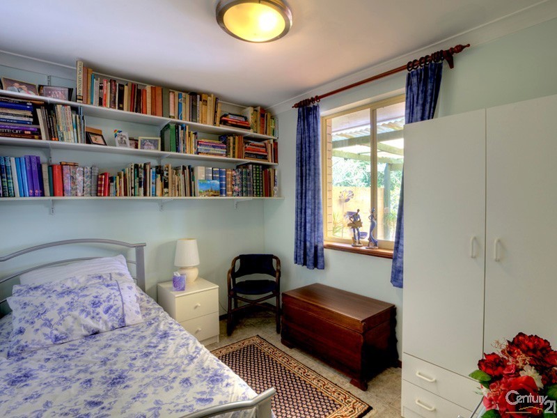 225 Dawson Avenue, Forrestfield WA 6058