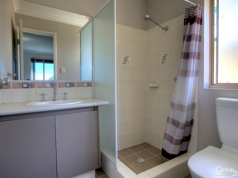 10 William Street, Wattle Grove WA 6107