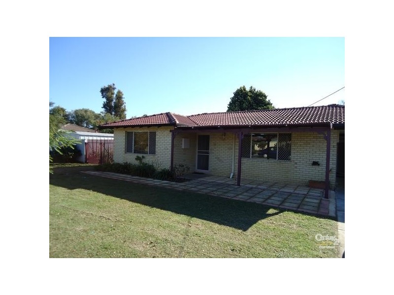 4 Agincourt, Forrestfield WA 6058