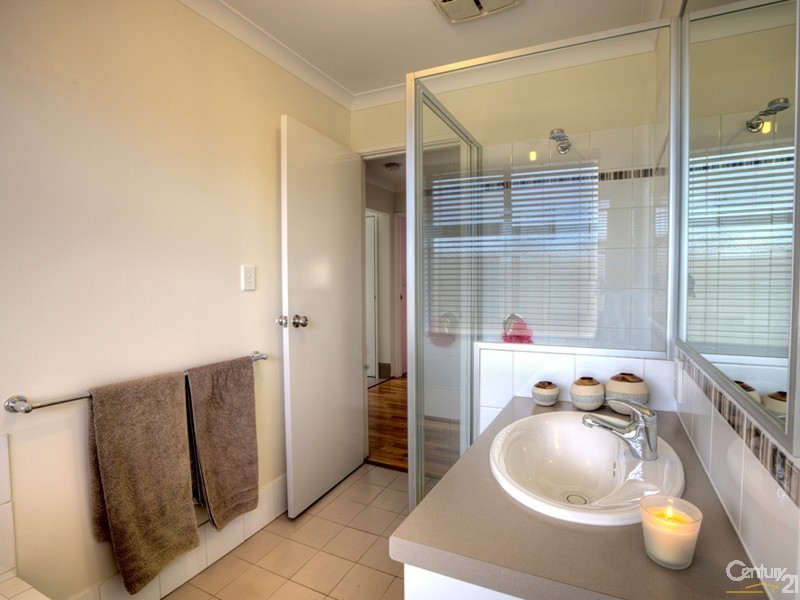 47  Brittain Road, Wattle Grove WA 6107