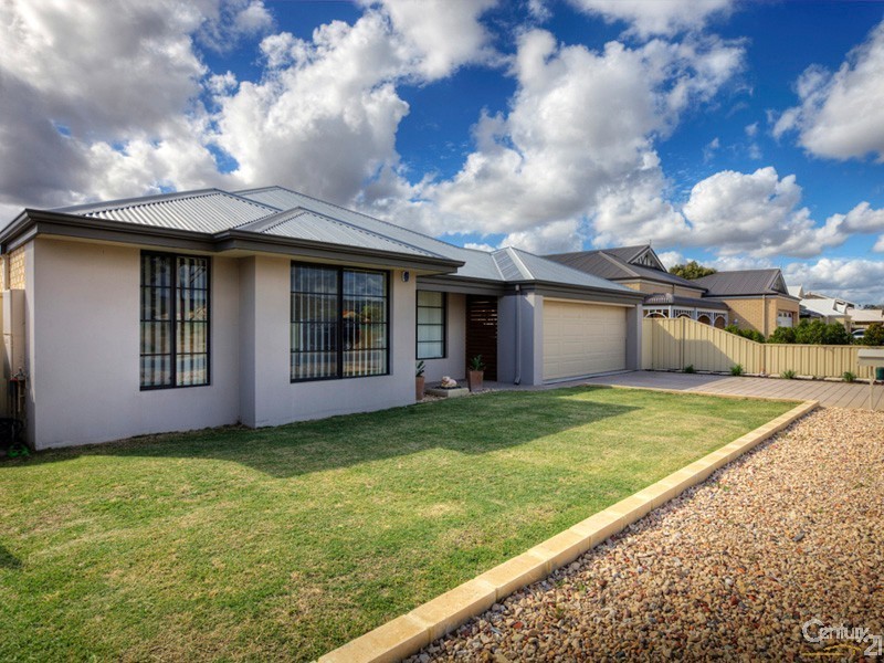 47  Brittain Road, Wattle Grove WA 6107