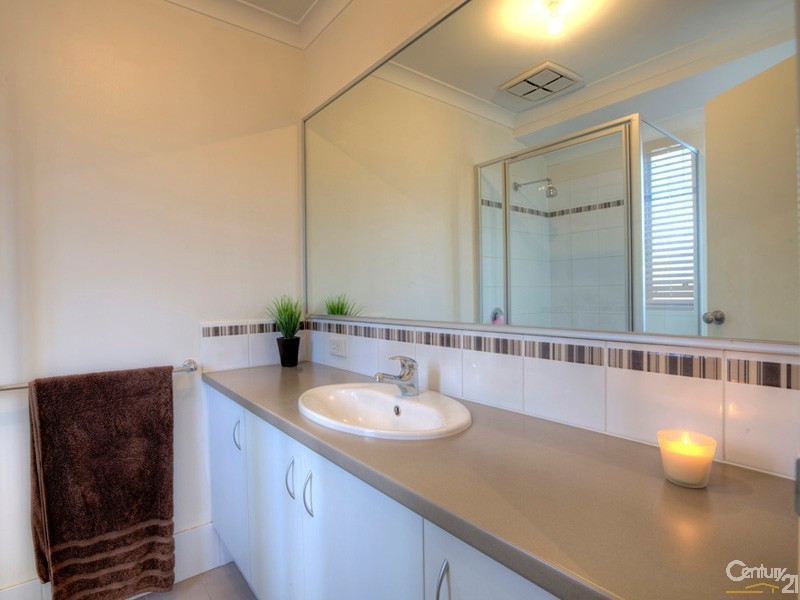 47  Brittain Road, Wattle Grove WA 6107