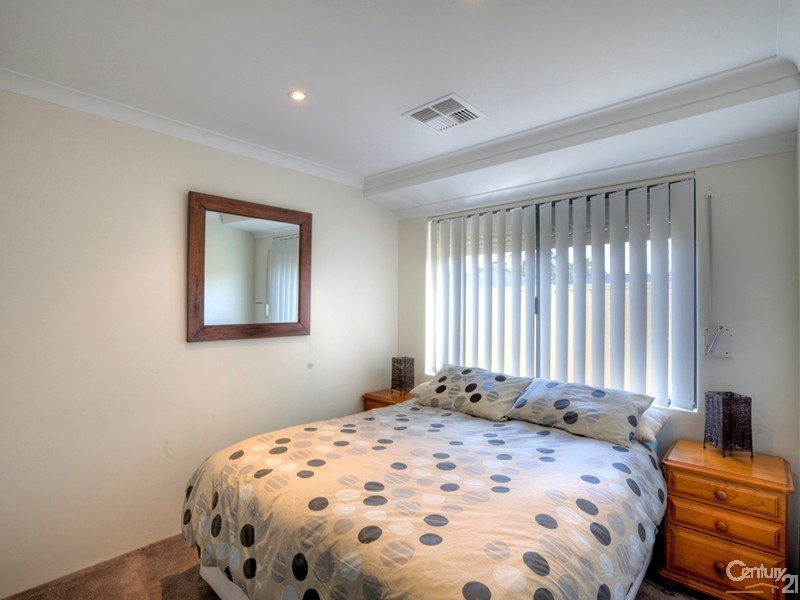 47  Brittain Road, Wattle Grove WA 6107