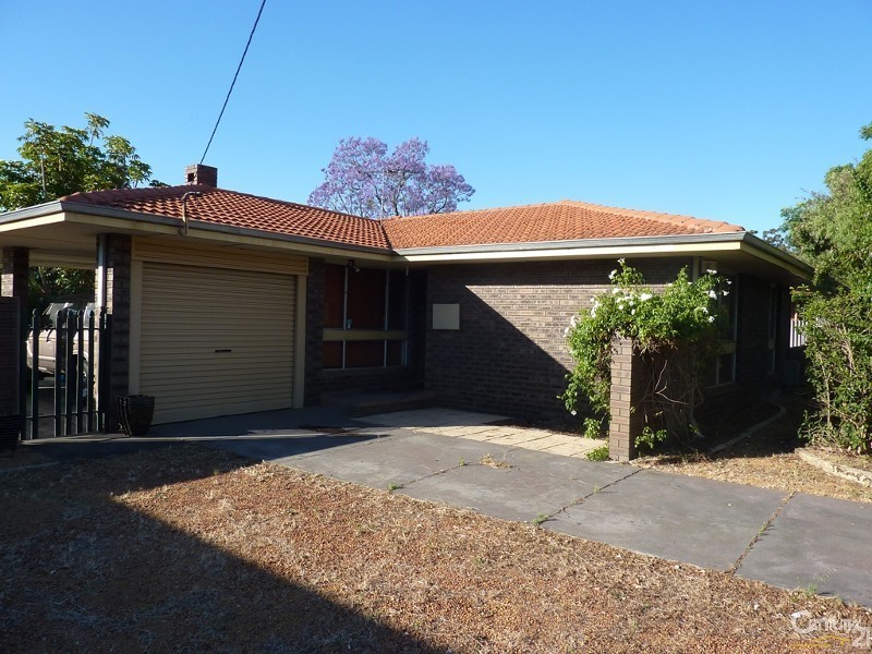 44 Stringybark Drive, Forrestfield WA 6058