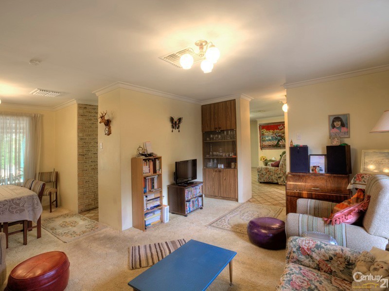 95 Dawson Avenue, Forrestfield WA 6058