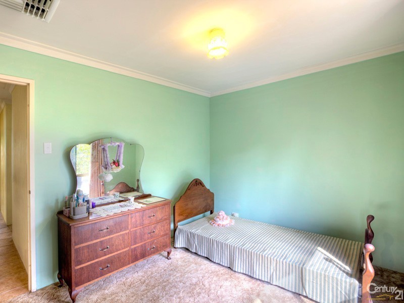 95 Dawson Avenue, Forrestfield WA 6058