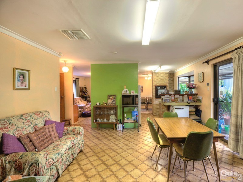 95 Dawson Avenue, Forrestfield WA 6058