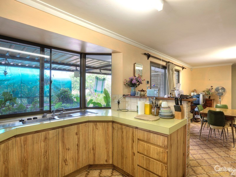 95 Dawson Avenue, Forrestfield WA 6058