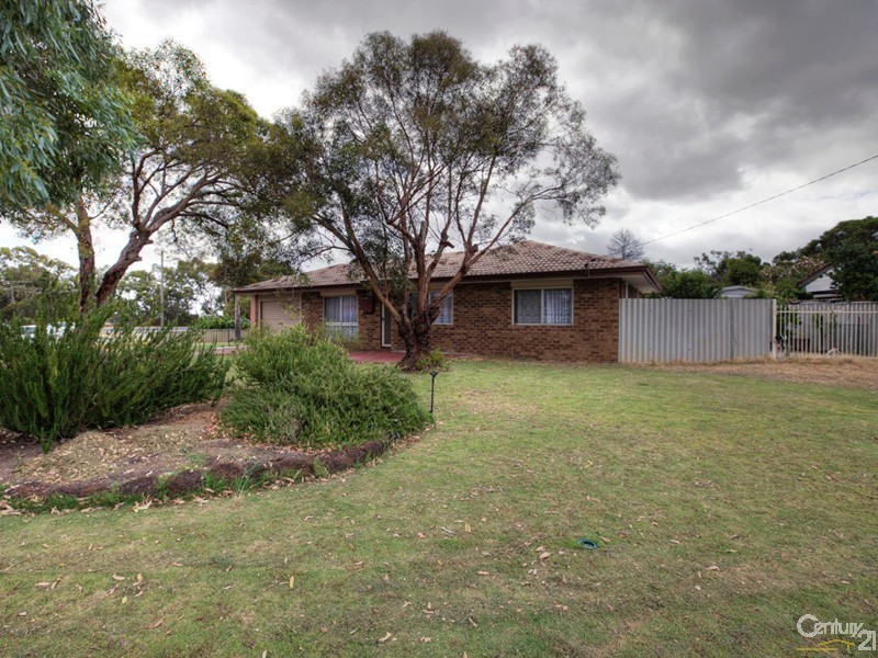 5 Vinca Way, Forrestfield WA 6058