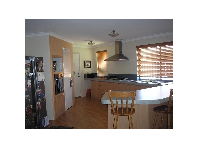 7 Nandat Road, Forrestfield WA 6058