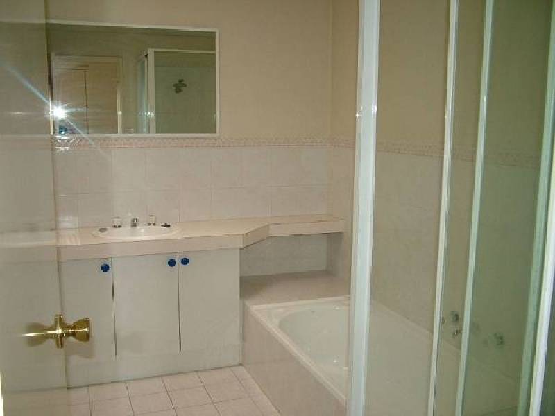 1/102 Boulton Street, Dianella WA 6059