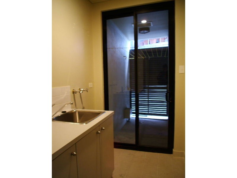 1/74 Cantonment Street, Fremantle WA 6160